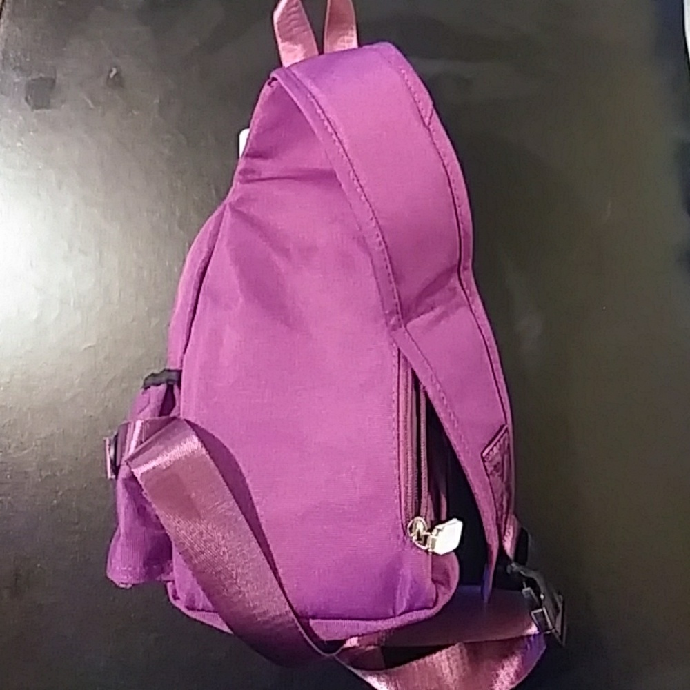 Backpack - Picture 6 of 6